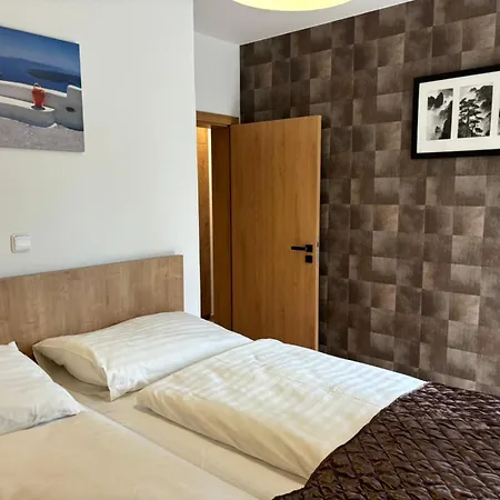 Arbelux - Wellness & Pool Access Apartment Železná Ruda